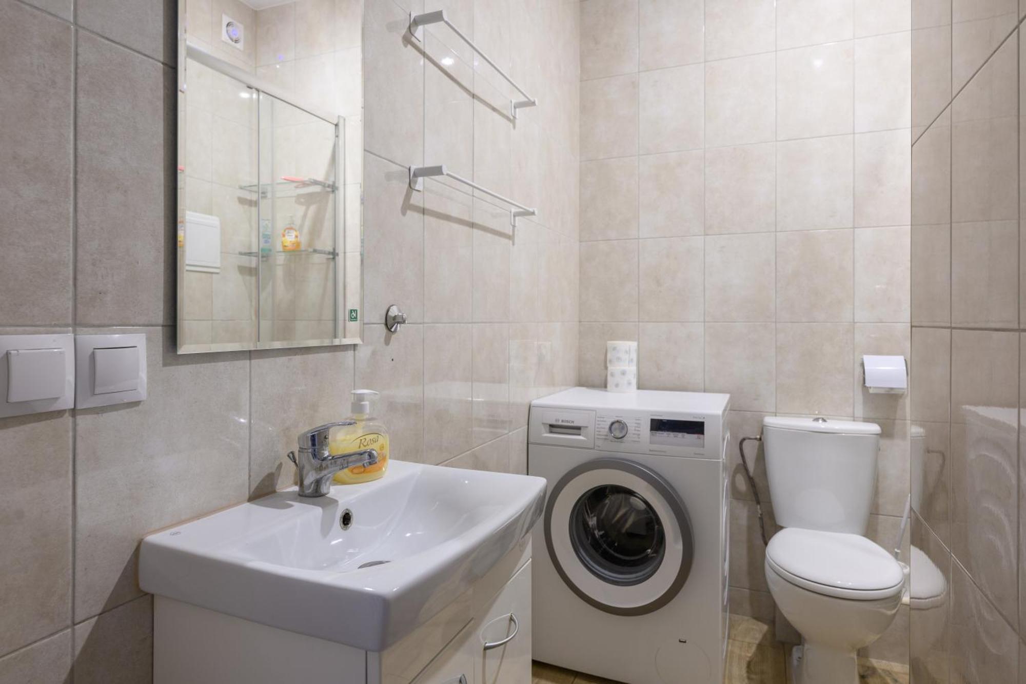 Apartament Centrum Twarda Warszawa Exteriör bild